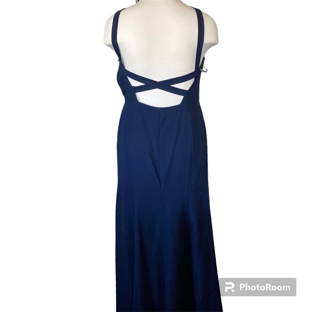 Dessy Collection NWT High Neck Backless Crepe Trumpet Midnight Gown Size 16 - Picture 4 of 8